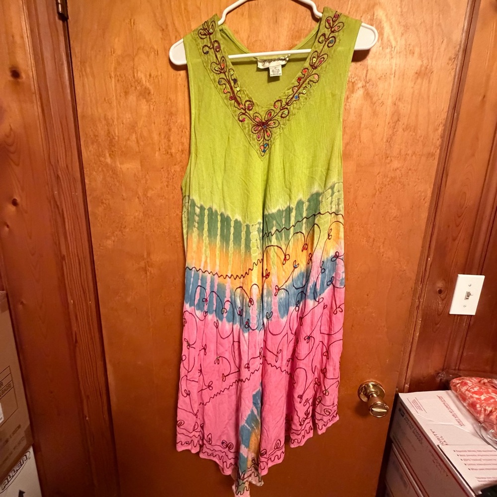 Sleeveless Tie-Dye Embroidered Mini Dress in Green, Pink‎ and Blue